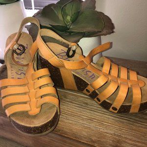 Blowfish Malibu Women's Humble Wedge SZ 7
